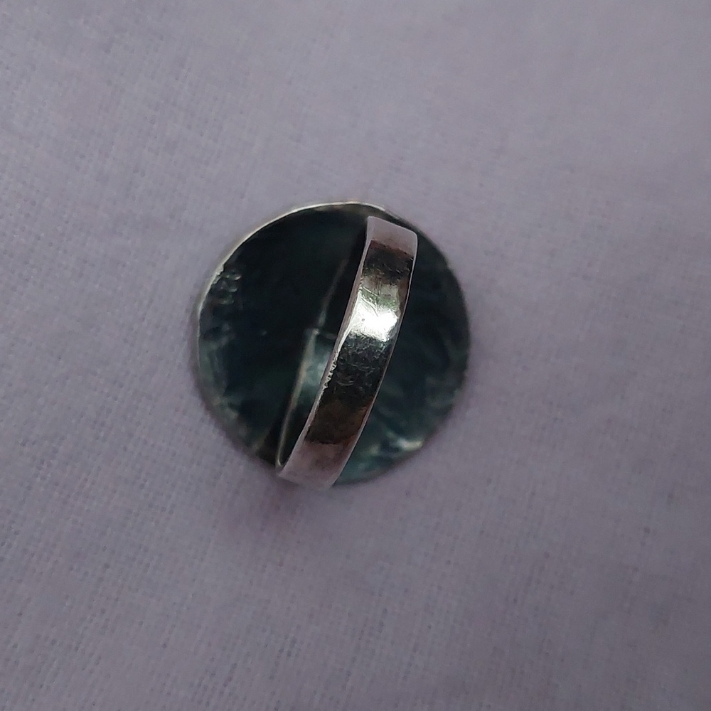 Sterling Silver "J" Ring w Gemstone Sz. 7.5 - Picture 7 of 7